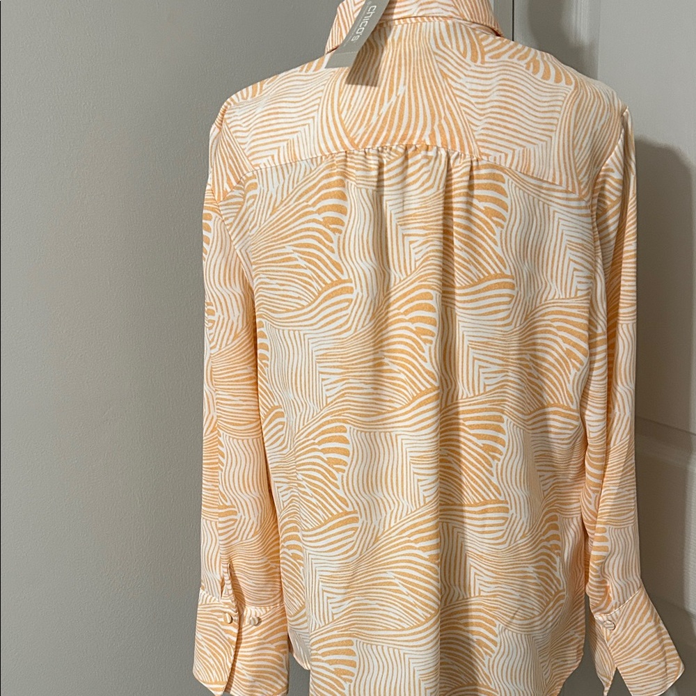 Chico's Size 2 (regular L) Cream and Orange Patterned Blouse - Picture 6 of 8